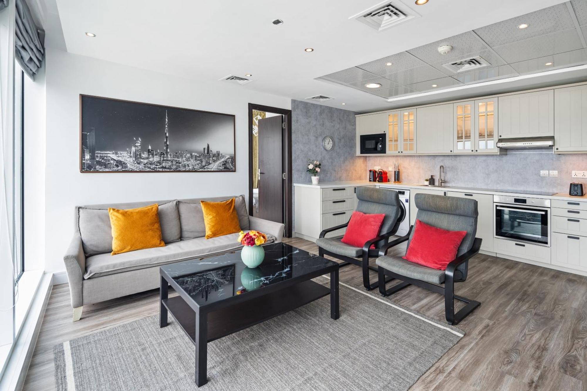 Modern & Spacious 2-Bed Condo With Panoramic Lake Views, Dual Balconies, Steps From Dubai Jlt Metro By "La Buena Vida Holiday Homes" Exteriör bild